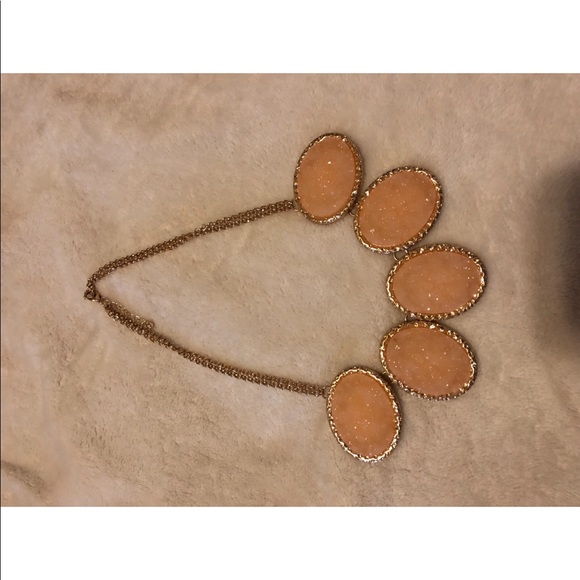 Peach & Gold statement necklaces bundle - Picture 3 of 5